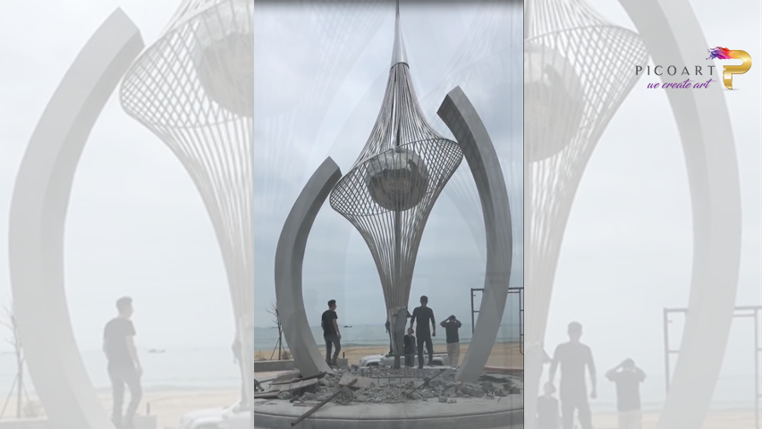 Customized Pico Art Large Stainless Steel Sculpture on Beach