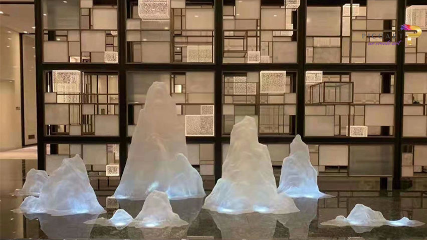 Customized Clear Resin Fake Mountains for Table Art Decoration Pico Art