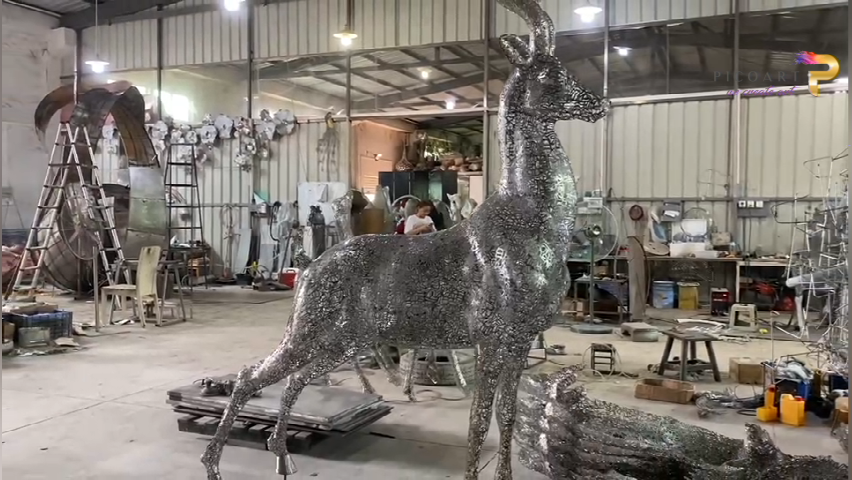 Intro to Metal Hollow Deer Sculpture Pico Art