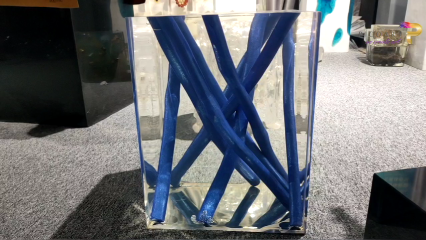 Abstract Clear Resin Sculpture with 3D Tubes Pattern Customized Art Base